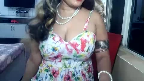 Radha online show from 02-16-25, 05:26