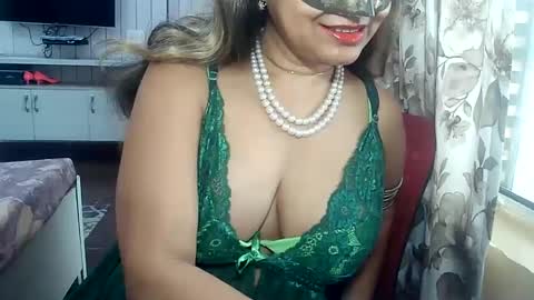 Radha online show from 02-19-25, 07:50