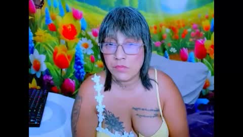 indianroxy27 online show from 06-07-26, 09:07