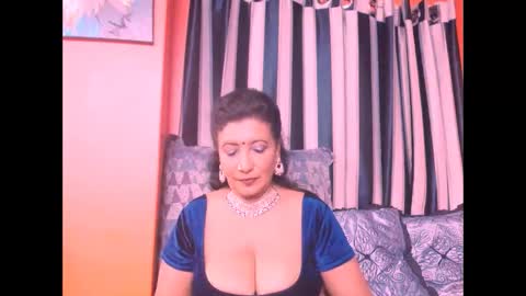 indiansarika65 online show from 01-26-25, 07:09