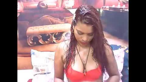 Snapshot of indiansexyass4u2luv chatting on 01-11-25, 03:52 indiansexyass4u2luv online show from 01-11-25, 03:52