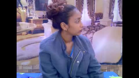 indiansexybutt4u2luv online show from 03-10-26, 05:45