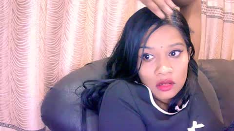indiansexyy21 online show from 07-25-26, 08:50