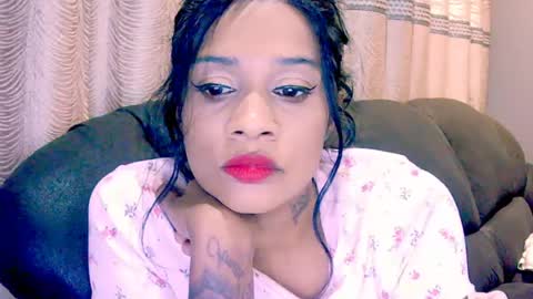 indiansexyy21 online show from 07-28-26, 07:15