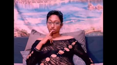 Snapshot of indianspicy69 chatting on 12-17-24, 09:05 Shreya online show from 12-17-24, 09:05