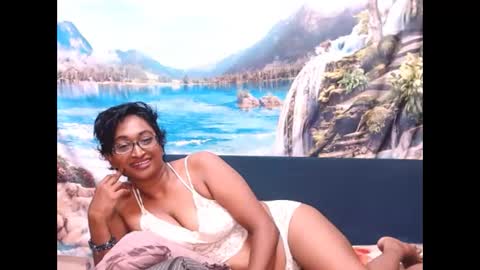 Snapshot of indianspicy69 chatting on 02-22-25, 03:56 Shreya online show from 02-22-25, 03:56