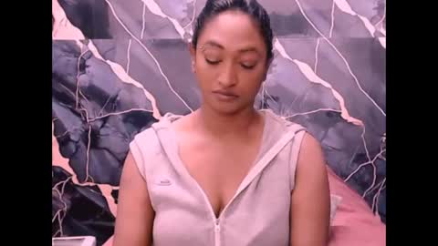 Snapshot of indianspicy69 chatting on 10-01-25, 11:11 Shreya online show from 10-01-25, 11:11