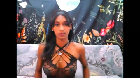 indiansunglaze694u online show from 07-28-26, 04:39