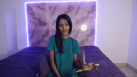 Snapshot of indiantia24 chatting on 01-12-25, 01:53 TIA online show from 01-12-25, 01:53