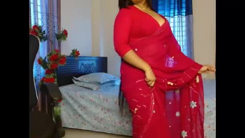 Snapshot of indiantina chatting on 11-19-25, 07:19 tina online show from 11-19-25, 07:19