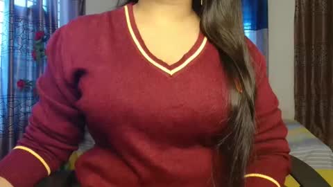 Snapshot of indiantina chatting on 12-15-25, 07:12 tina online show from 12-15-25, 07:12