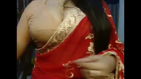 Snapshot of indiantina chatting on 01-11-26, 05:29 tina online show from 01-11-26, 05:29