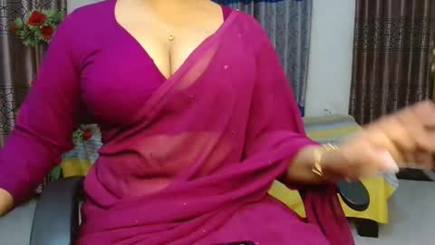Snapshot of indiantina chatting on 01-16-26, 06:56 tina online show from 01-16-26, 06:56
