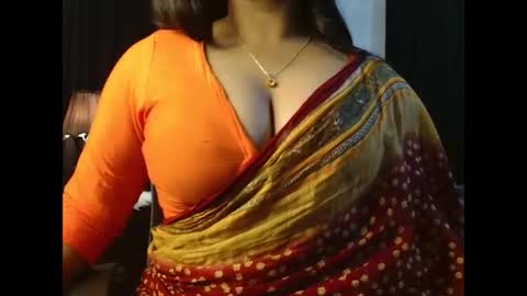 Snapshot of indiantina chatting on 02-21-26, 05:58 tina online show from 02-21-26, 05:58