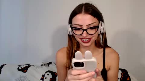 Indigo Elle online show from 09-16-25, 04:52