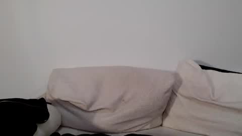 Indigo Elle online show from 11-28-25, 09:45