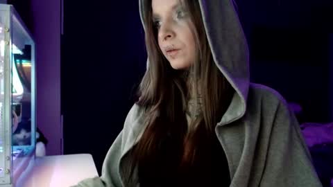 InesDesire online show from 01-08-25, 07:24