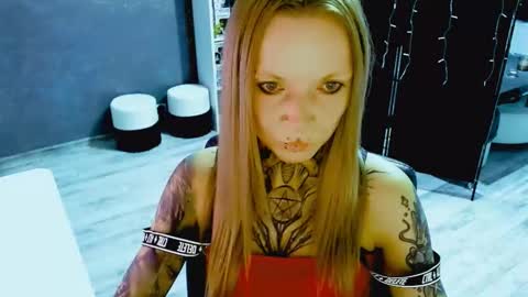 InesDesire online show from 10-08-25, 05:43