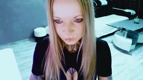 InesDesire online show from 10-28-25, 08:18