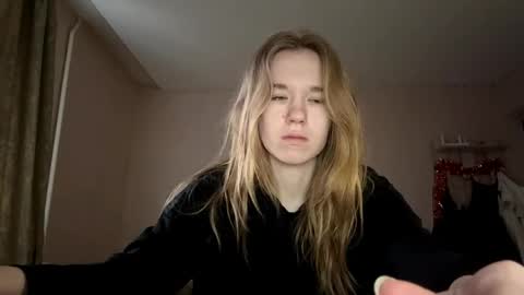 Sofia online show from 04-25-26, 02:25