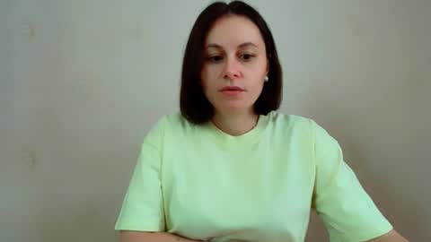 Snapshot of inessa_beauty chatting on 04-29-26, 10:41 Inessa online show from 04-29-26, 10:41