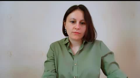 Snapshot of inessa_beauty chatting on 06-13-26, 04:32 Inessa online show from 06-13-26, 04:32