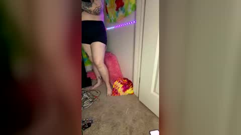 Snapshot of infamouslibby chatting on 02-23-26, 01:58 InfamousLibby Linktree online show from 02-23-26, 01:58