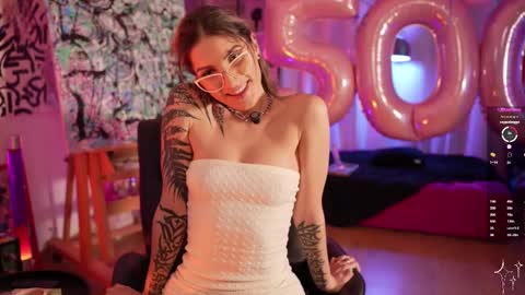 Snapshot of informal_ chatting on 02-21-25, 11:43 MAL --- online show from 02-21-25, 11:43