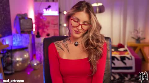 Snapshot of informal_ chatting on 10-17-25, 08:55 MAL --- online show from 10-17-25, 08:55