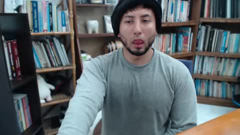 Snapshot of ingabooo chatting on 12-27-24, 07:57 Dimitry online show from 12-27-24, 07:57