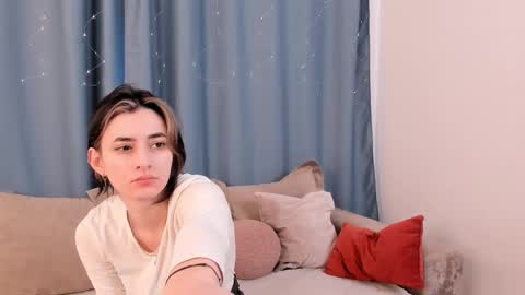 Snapshot of ingachaudoin chatting on 02-11-26, 08:19 Saya online show from 02-11-26, 08:19