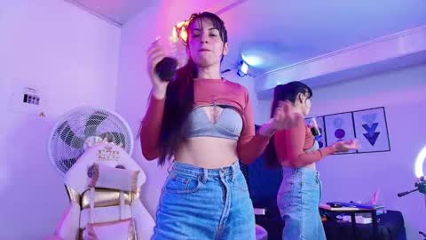 Ingrid online show from 11-22-25, 08:08