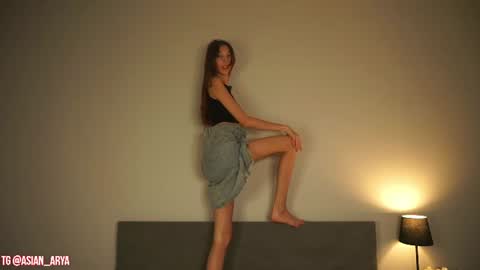 Luna and Dior online show from 07-28-26, 08:52
