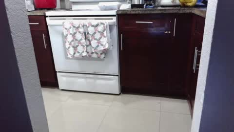 inkcouple27 online show from 01-10-26, 03:52