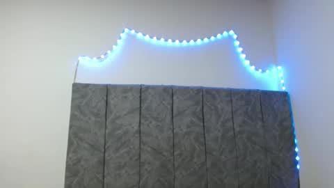 lyan onlyfans n linda online show from 09-21-25, 11:50