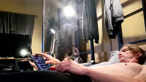 Snapshot of inlovewithlace chatting on 10-26-25, 06:52 inlovewithlace online show from 10-26-25, 06:52