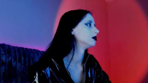 Venera  online show from 10-18-25, 04:19