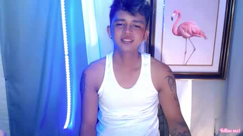 Snapshot of innocent_twinkxx chatting on 01-11-26, 03:06 calvin online show from 01-11-26, 03:06