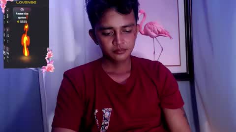 Snapshot of innocent_twinkxx chatting on 01-12-26, 04:34 calvin online show from 01-12-26, 04:34