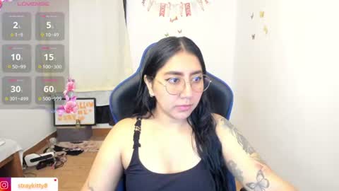 Snapshot of innocentchurchgirlll chatting on 06-10-26, 02:05 Luna online show from 06-10-26, 02:05