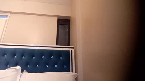 Amber online show from 02-23-25, 04:57