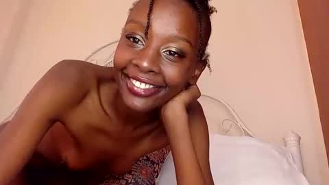 Snapshot of innocentcuteface chatting on 05-28-26, 09:28 Amber online show from 05-28-26, 09:28