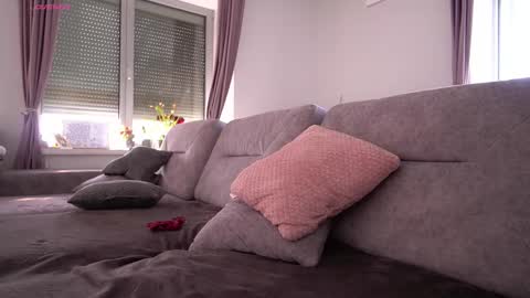 Maria online show from 02-14-25, 01:29