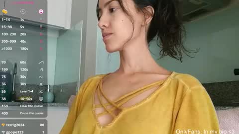 Laroa online show from 03-16-26, 06:12