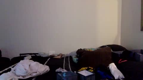 innocentlooker online show from 02-01-25, 05:07