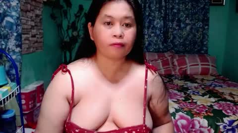 Snapshot of inocent_joy chatting on 12-30-24, 02:42 inocent_joy online show from 12-30-24, 02:42