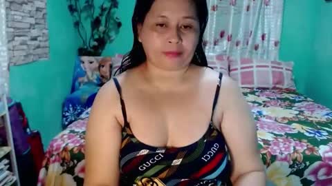 Snapshot of inocent_joy chatting on 01-22-25, 10:18 inocent_joy online show from 01-22-25, 10:18