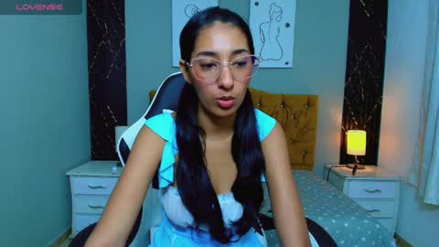 Snapshot of inocent_luna chatting on 06-06-26, 04:50 Luna moon online show from 06-06-26, 04:50