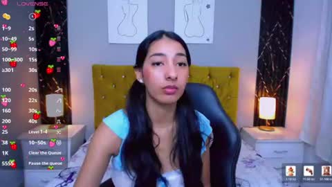 Snapshot of inocent_luna chatting on 06-19-26, 11:19 Luna moon online show from 06-19-26, 11:19