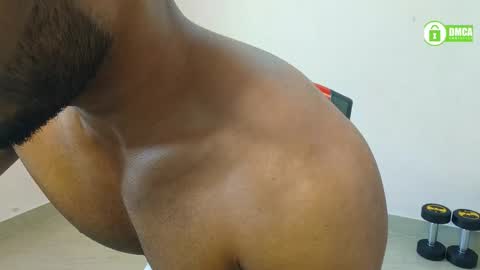 Snapshot of insanestud_miles chatting on 12-07-24, 06:32 Miles online show from 12-07-24, 06:32
